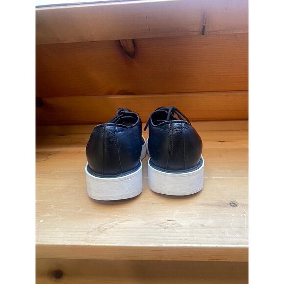 Bottega Veneta Loafers - Picture 11 of 13